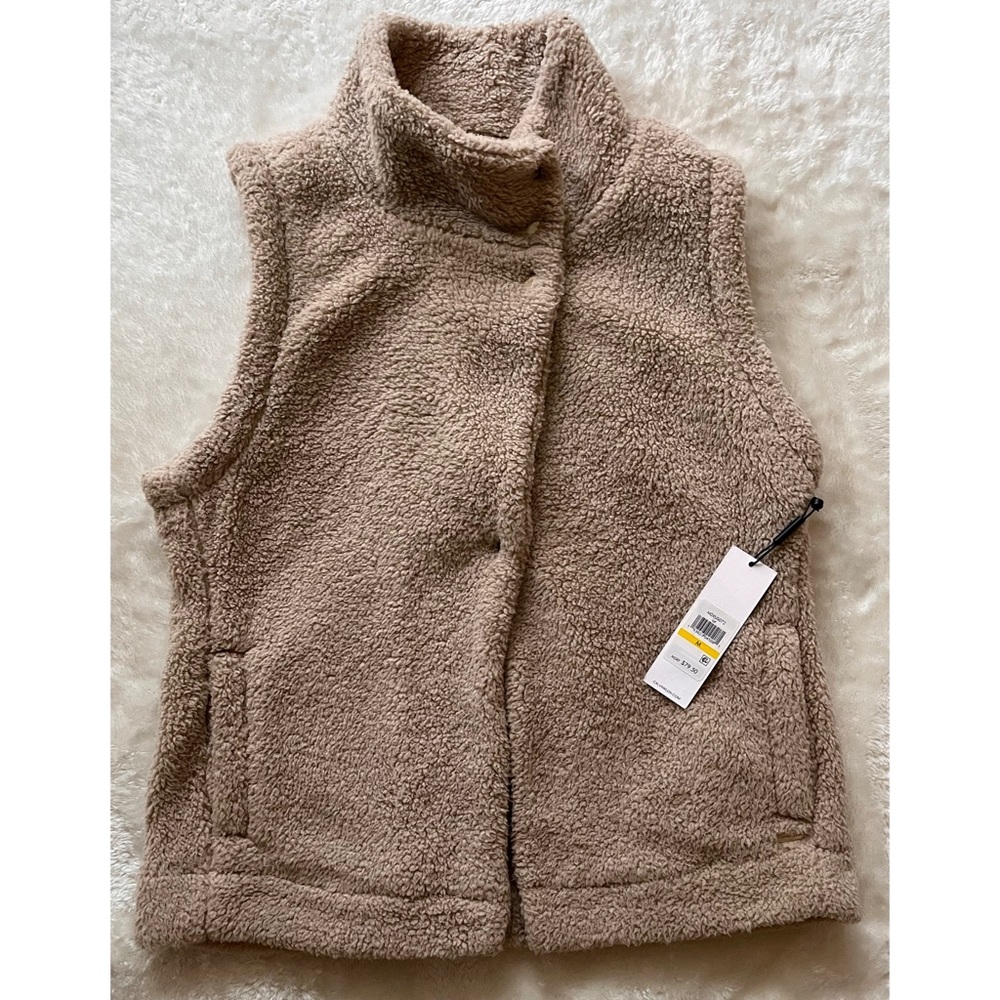 Calvin Klein 💕 Fuzzy Vest with Gold Buttons
